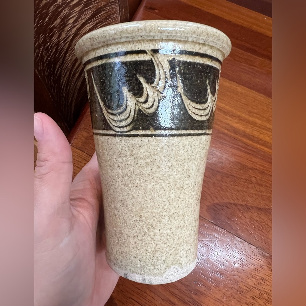 Vintage Midcentury Modern Vase - Picture 7 of 10